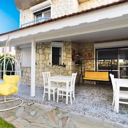 Kekik Alacati Mayko 2* Чешме