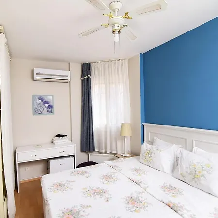 Kekik Alacati Mayko Hotell 2*