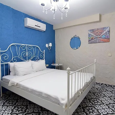 Kekik Alacati Mayko Чешме
