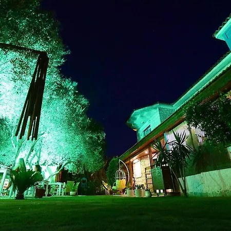 Kekik Alacati Mayko Hotell 2*