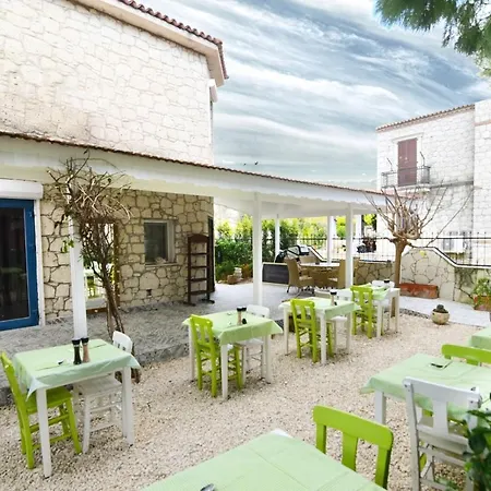 Hotell Kekik Alacati Mayko 2*