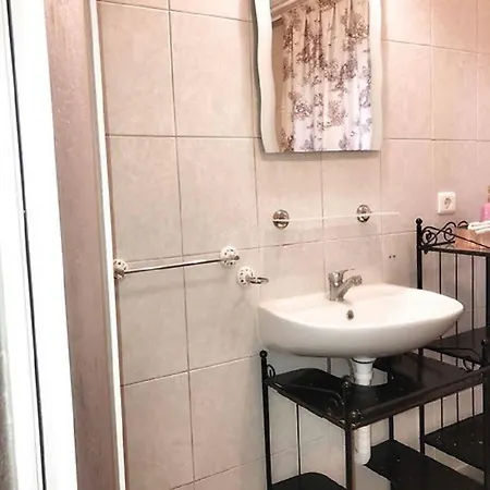 Kekik Alaçatı Mayko Otel 2*